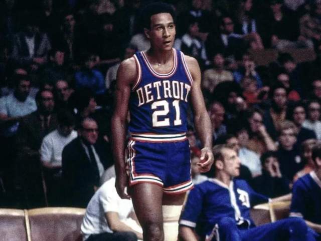 国内球员的 国内球员的