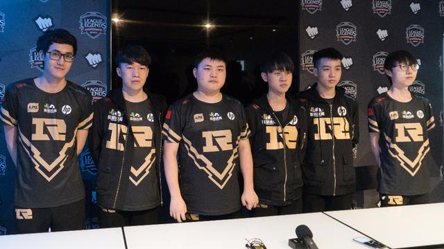 季后赛半场 季后赛半场